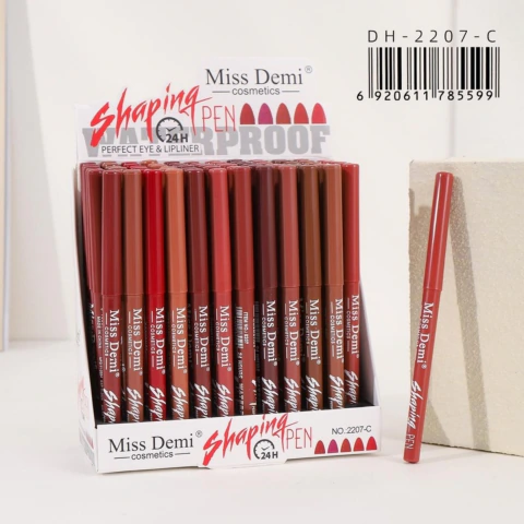 Delineador de labios Miss Demi