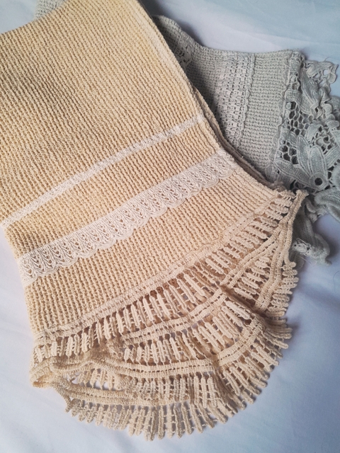 Paño textil Elena con puntilla curry
