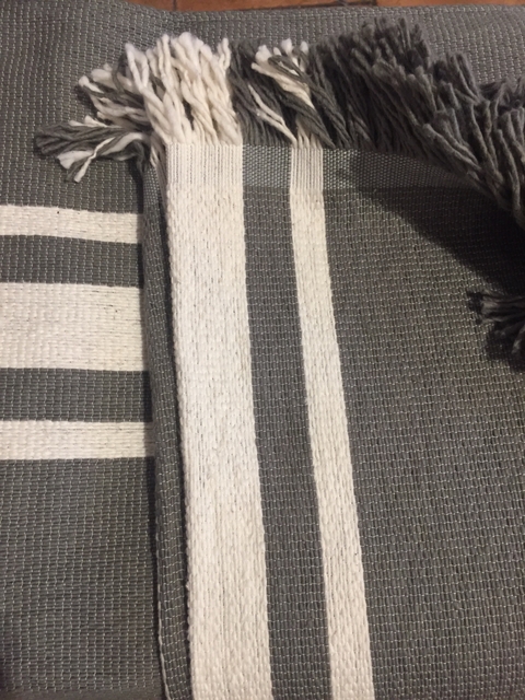 Manta Stripe rústica gris y crudo - comprar online