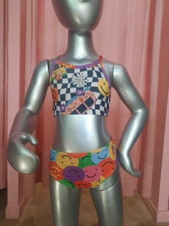 Bikini de nena MIMI en internet