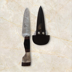 Cuchillo acero carbono 10 cm. (V016)