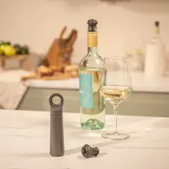 Bomba De Vacío Para Vinos Vacu Vin Wine Saver Loop Con Tapón - comprar online