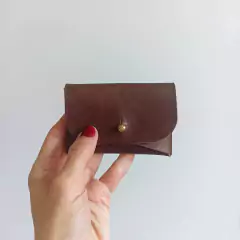Tarjetero plano Chocolate - Plusultra | Objetos de diseño