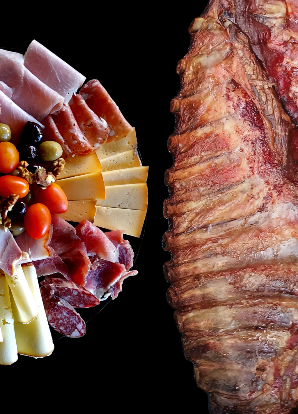 PICADA + COSTILLAR DE CERDO + PAN & SALSAS | COMEN 12 PERSONAS