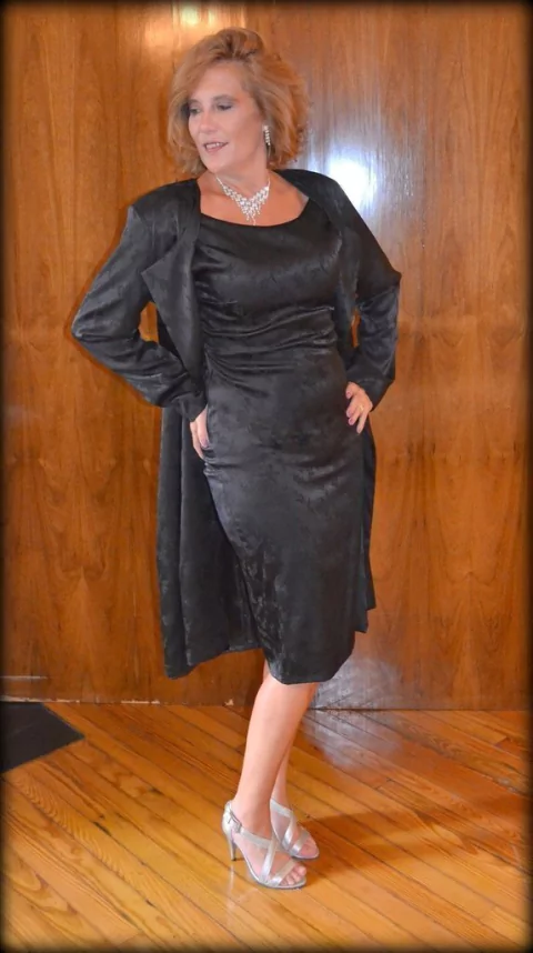 Conjunto Vestido Jackie y abrigo 7/8 en Seda Labrada