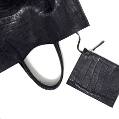 Alexa Tote Black Croc *S en internet