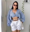 Conjunto cropped e camisa listrada estilo kimono