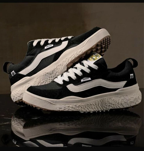 Vans G. 25 - Vans - Tênis Ultrarange Neo Preto / Branco - VR3PTBR