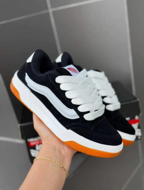 Vans 25 - Vans Hylane Preto e Branco - V1200PTBR