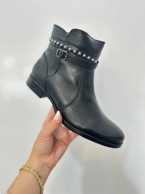 Newborn 25 - Bota Clássica de Couro Legítimo Preto - 9866PT