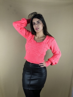 cropped em tricot manga comprida coral - comprar online