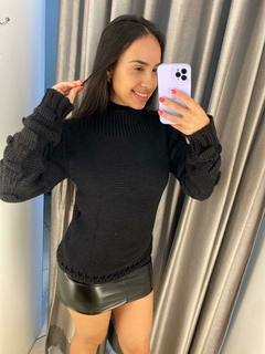 Blusa tricot preta Paula na internet