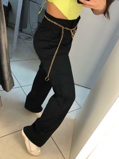 calça cargo preta