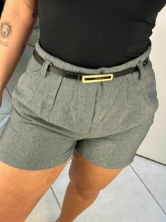 Short em linho - cinza escuro na internet