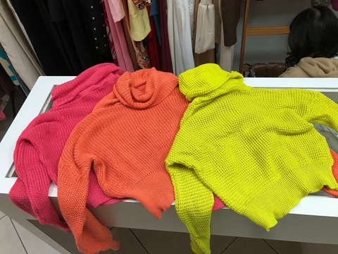 Tricô gola alta - comprar online