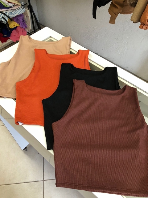 Cropped canelado decote redondo - comprar online