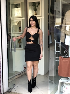 Conjunto saia e cropped preto - comprar online