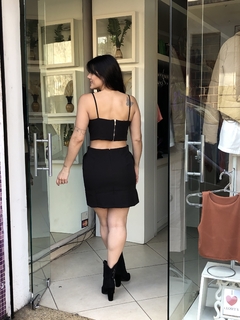 Imagem do Conjunto saia e cropped preto