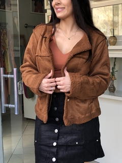 Blusa de frio peluciada marrom - comprar online
