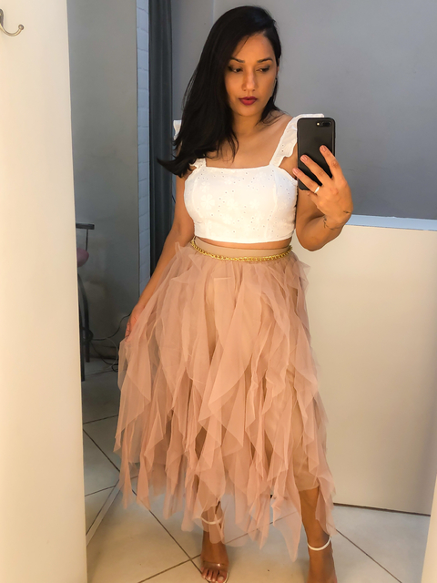 saia midi em tule