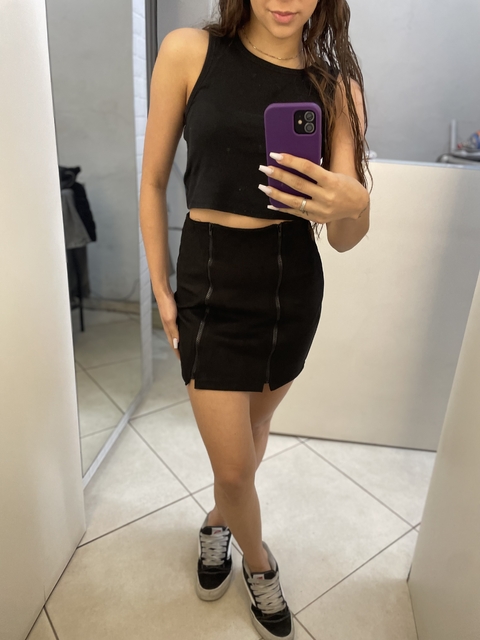 Saia preta em sued com 2 zíper na frente - comprar online