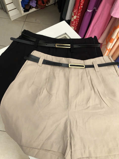 Short marant com cinto de argola e fivela dourada - comprar online