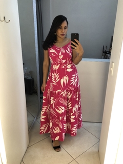 Vestido longo estampado em botões forrados