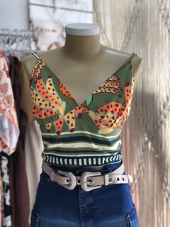 Cropped decotado estilo farm