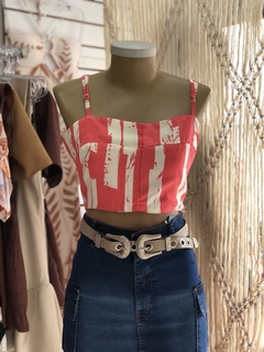 Cropped com listras na internet