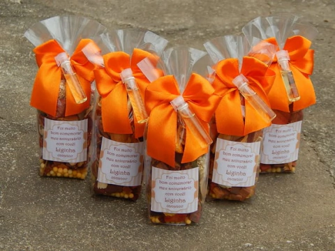 Lembrancinha potpourri personalizada varias cores 1 unidade mini na internet