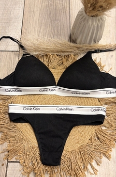 CalvinMorleyTriangulo - comprar online
