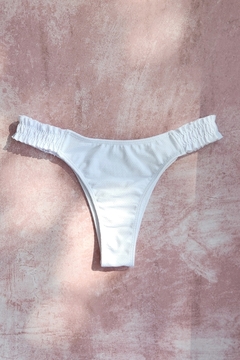 BOMBACHA MEDIA COLA REPULLOS TEXTURA MARRUECOS BLANCO - comprar online