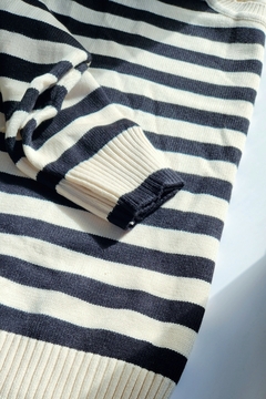 SWEATER RAYADO NATURAL & NEGRO en internet