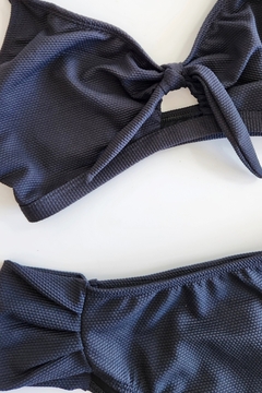 CORPIÑO TOP DEPORTIVO TEXTURA MARRUECOS NEGRO - tienda online