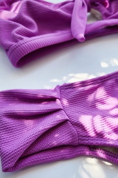 CORPIÑO TOP DEPORTIVO TEXTURA MARRUECOS MAGENTA en internet