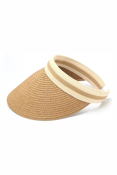 VISERA DE RAFIA CAMEL en internet