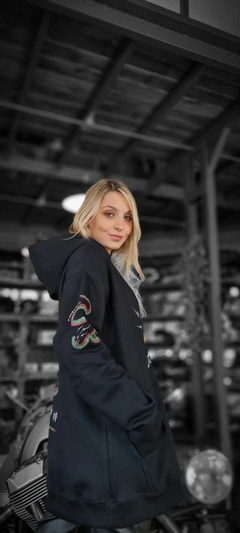 BUZO HOODIE TM EAGLE BLACK en internet