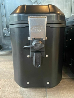 BAÚLES LATERALES GIVI DOLOMITI 36L