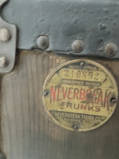 Baúl de Viaje -"Never Break Trunks", J Goldsmith & Son, Newark, Nueva Jersey, EE. UU. en internet