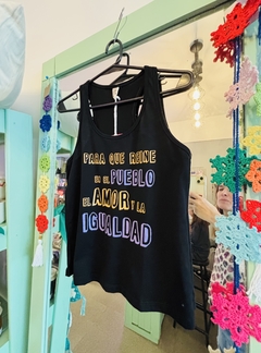 Musculosa Para que reine en el pueblo - comprar online