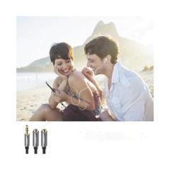 UGREEN Cable Adaptador/Divisor de Audio de 3.5mm Macho a 2 Terminales de 3.5mm Hembra / 25 cm de Longitud / Cable TPE / Color Negro 20816 on internet