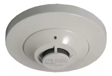 Detector de humo en ducto con capacidad de test remoto (Requiere RTS451-KEY). Para uso con DNR. MOD: SKPHOTOR