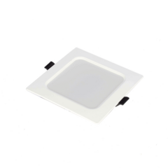 EPCOM INDUSTRIAL Spot Cuadrado Empotrable / Luz Fría / 110 V / 6 W / 420 lúmenes / 25000 hrs / Ángulo de apertura 120° / IP20 EPIDLS6W