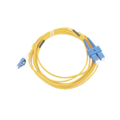 LINKEDPRO BY EPCOM Jumper de Fibra Óptica Monomodo 9/125 LC/UPC-SC/UPC, PVC, 2.0 mm, Dúplex, amarillo, 3 metros MOD: LP-FO-D-LCU-SCU-03