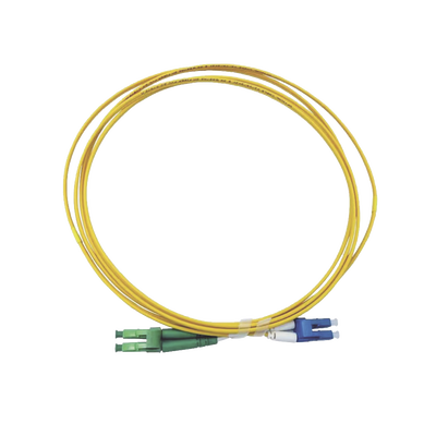 LINKEDPRO BY EPCOM Jumper de Fibra Óptica Monomodo 9/125 LC/UPC-LC/APC, OFNR (Riser), 2.0 mm, Dúplex, amarillo, 3 metros MOD: LP-FO-LCU-LCA-03