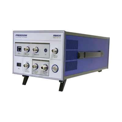 FREEDOM COMMUNICATION TECHNOLOGIES Analizador Profesional para Sistemas de Radiocomunicación MOD: R8600