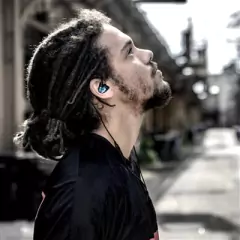 Shure SE215DYBL+UNI Auriculares Sound Isolating™ - Color Azul, Diseño ergonómico, Cable desmontable y Accesorios varios - Calidad de sonido excepcional. - La Mejor Opcion by Creative Planet