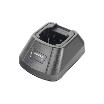 SYSCOM Cargador Rápido de Escritorio para Baterías KNB-29N. MOD: SKSC31