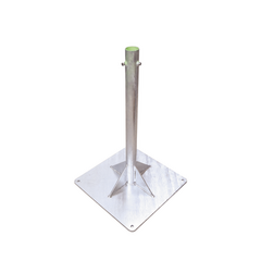 SYSCOM TOWERS Base para Mástil Hasta 2" con Opresores, Base de 50 x 50 cm y Tubo de 80 cm Ced. 30. Galv. Inmersión. MOD: SLMBA6G