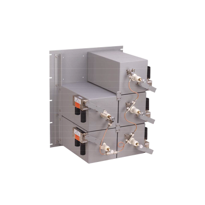 EMR CORPORATION Combinador 452-500 MHz, para 5 Canales, 125 Watt, 300 KHz (min.) de Sep. Tx-Tx, 2 Aisladores N Hembra. MOD: W65552/7C